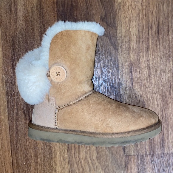 Ugg Bailey Button ll Li Boots - Picture 5 of 14